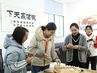 冬至好兆頭，翔工歡樂(lè)多，也為您送上一份祝福！