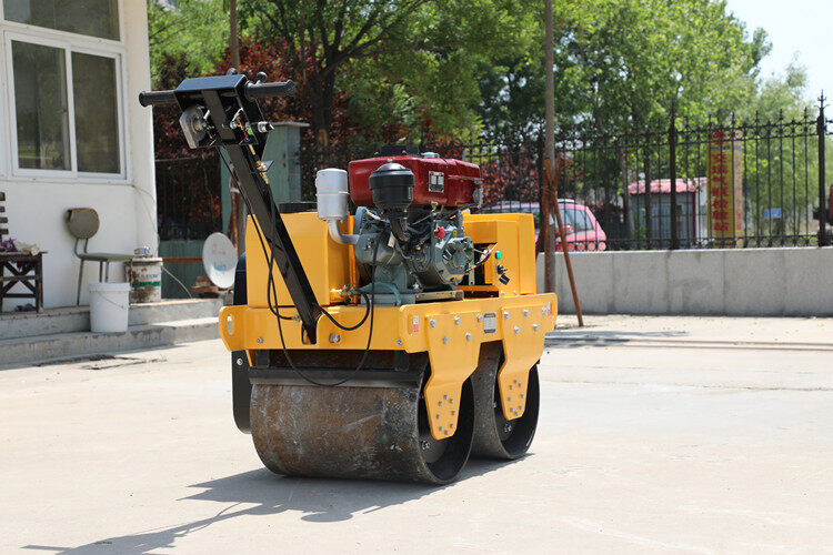 為什么小型壓路機(jī)會(huì)漏油？該如何解決？