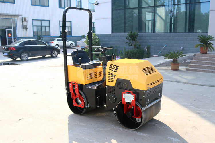 不容錯過的技術(shù)干貨——小型壓路機(jī)平安?？考记? title=